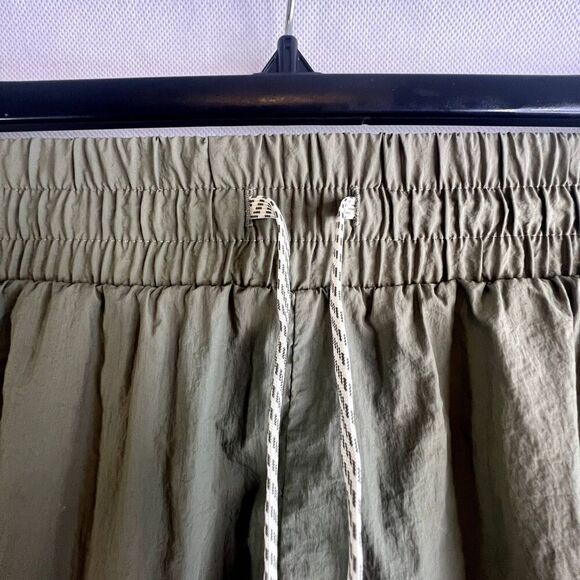 Avalanche Light Green Nylon Pull On Athletic Running Shorts Size Medium - Picture 3 of 8